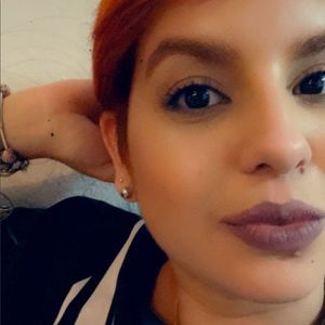 Meet your Posher, Yajaira